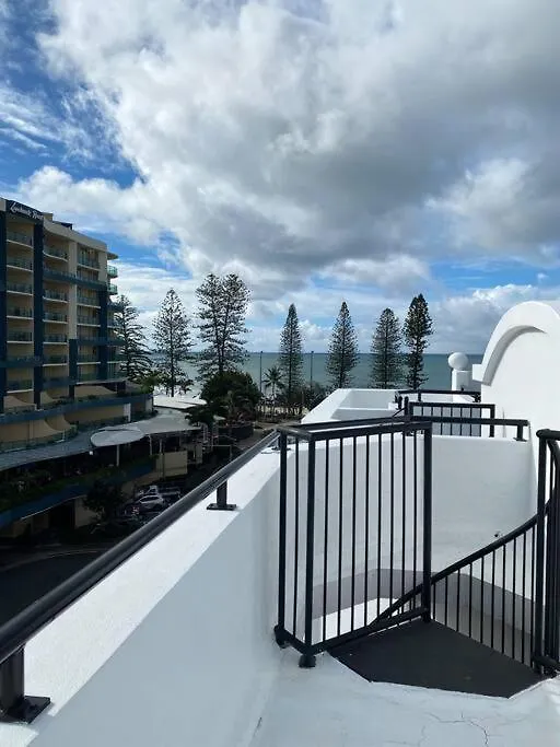 At The Beach Mooloolaba, Private Rooftop With Spa, 50M To Beach, Surfclub And Esplanade