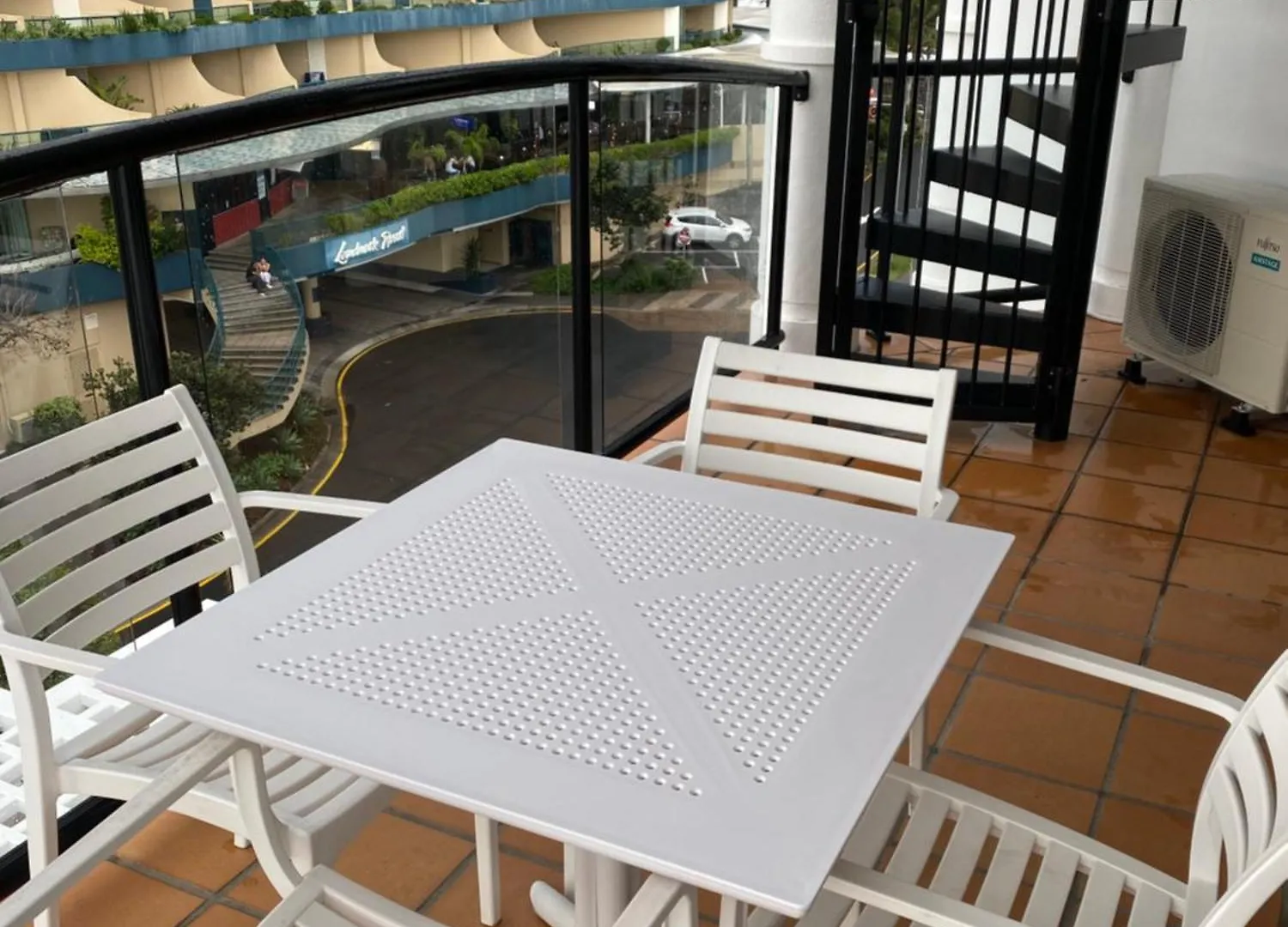 At The Beach Mooloolaba, Private Rooftop With Spa, 50M To Beach, Surfclub And Esplanade Mooloolaba